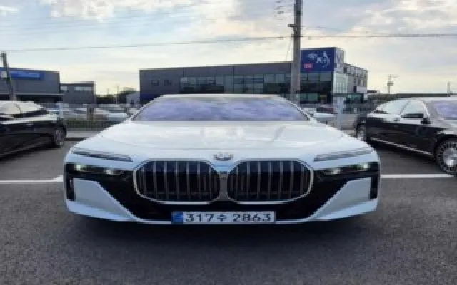 인천중고차경매 7시리즈 (G70) 740i xDrive M 스포츠 리미티드 매물 사진 3 - 2026/01 13,208km