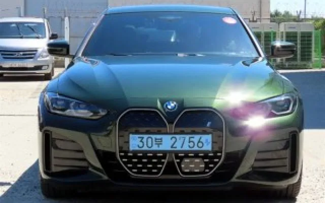 인천중고차경매 i4 eDrive 40 매물 사진 11 - 2023/09 84,295km
