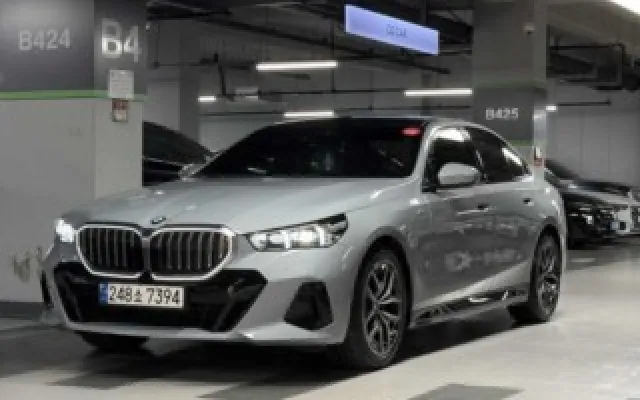 인천중고차경매 5시리즈 (G60) 520i 매물 사진 12 - 2024/10 28,650km