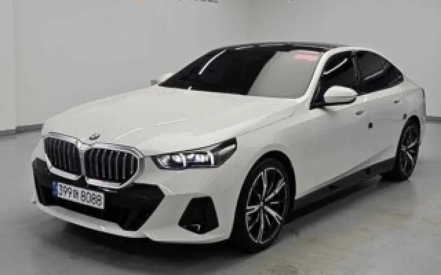 인천중고차경매 5시리즈 (G60) 530i xDrive 매물 사진 1 - 2026/04 2,861km